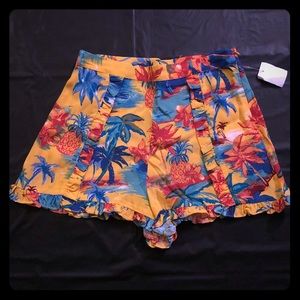 Zara Women’s High Waist Ruffle Shorts